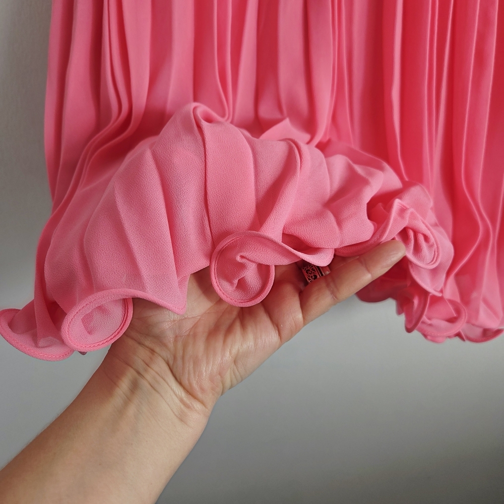 One33 Social Pleated Deep V Knot Sleeveless A-Line Flowy Swing Mini Dress - Picture 3 of 7